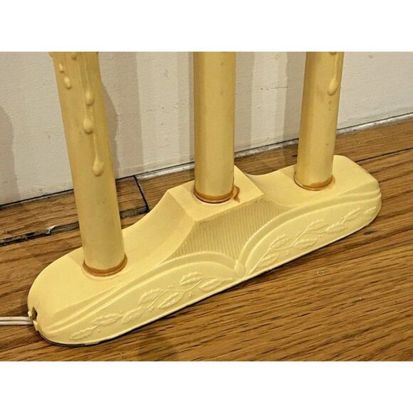 Vintage UL Christmas Holiday Window Candle Trio Plastic Mold Tested &‎ Works - Picture 6 of 6